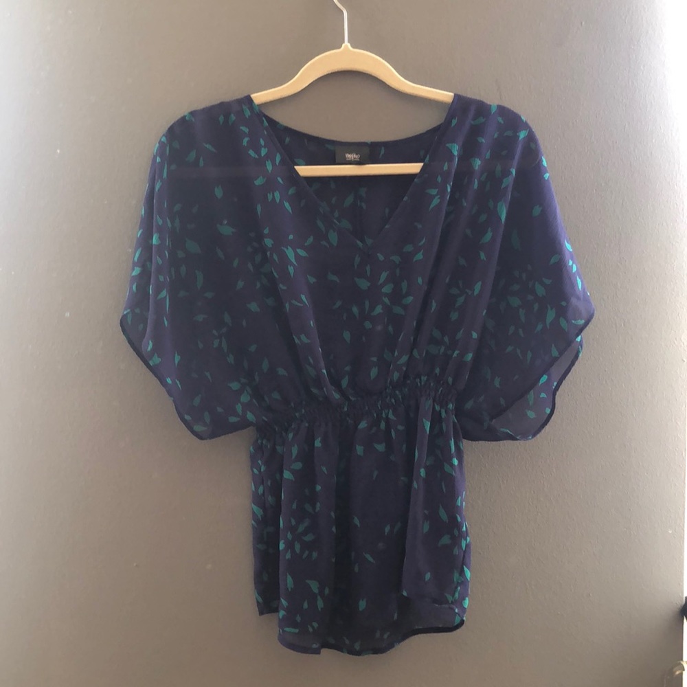CUTE blue Blouse!